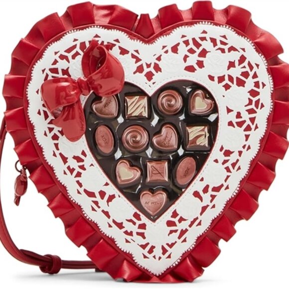 Betsey Johnson Life is Like A Box of Chocolates Crossbody Purse Kitsch - Picture 1 of 3